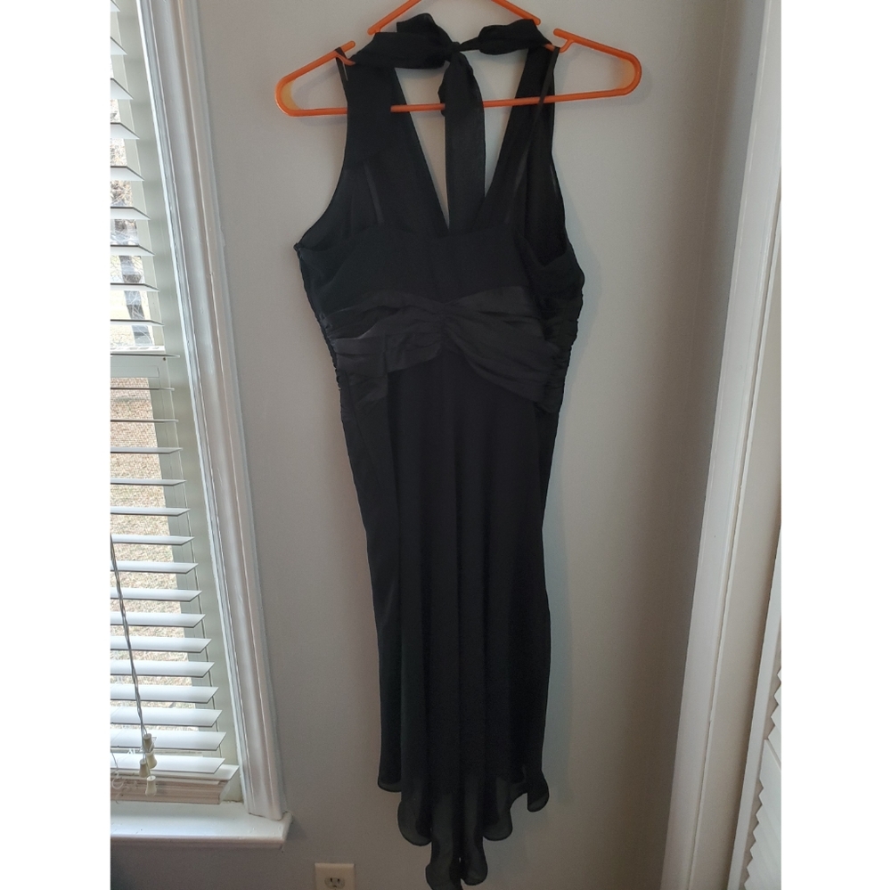 Strapless LBD